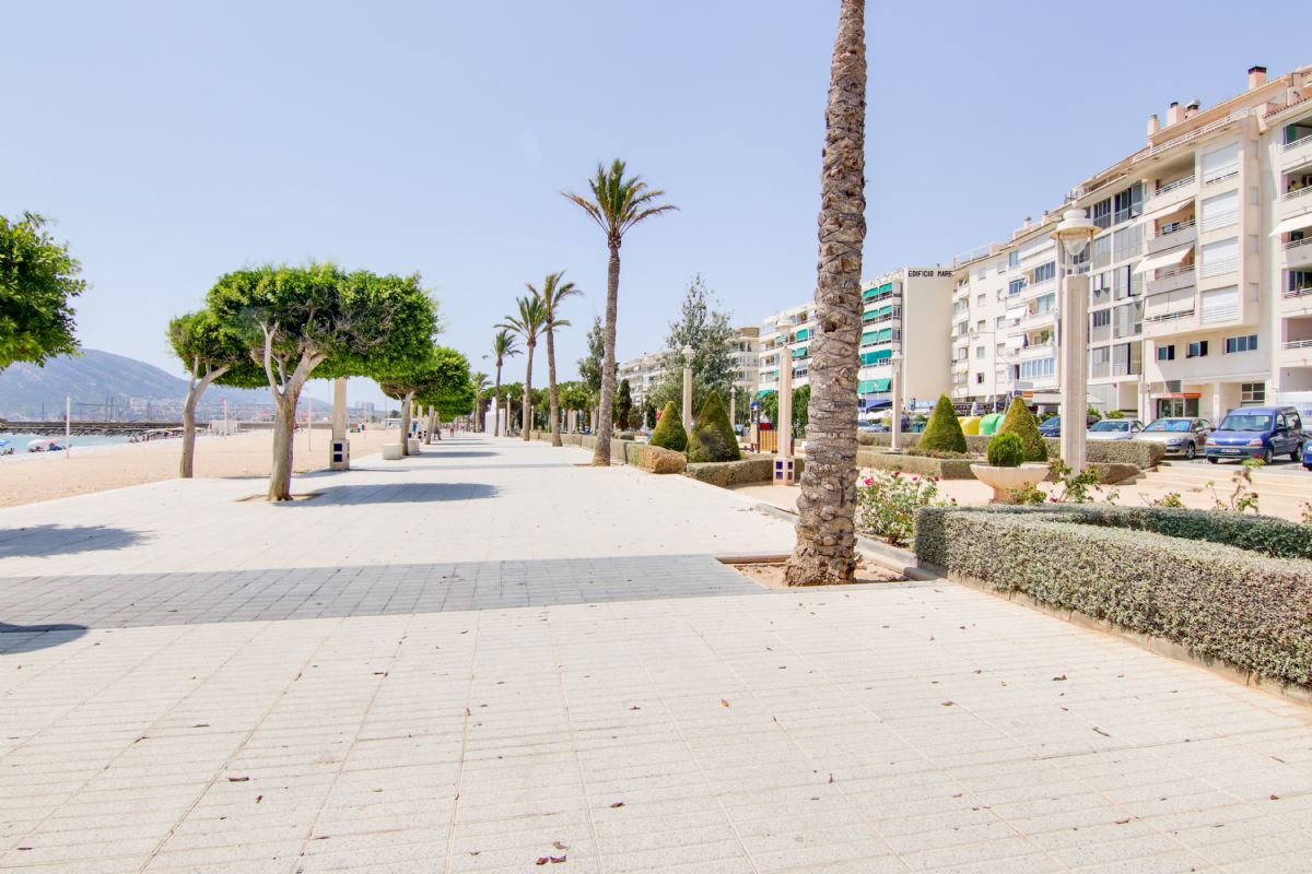 Holiday rentals Frontline beach apartment, Altea, Alicante, Comunidad Valenciana, Spain